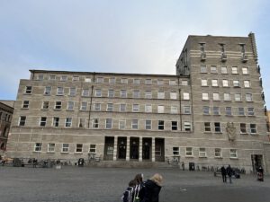 Mehr über den Artikel erfahren Fraktion begrüßt Rückzug von Bernd Wiegand